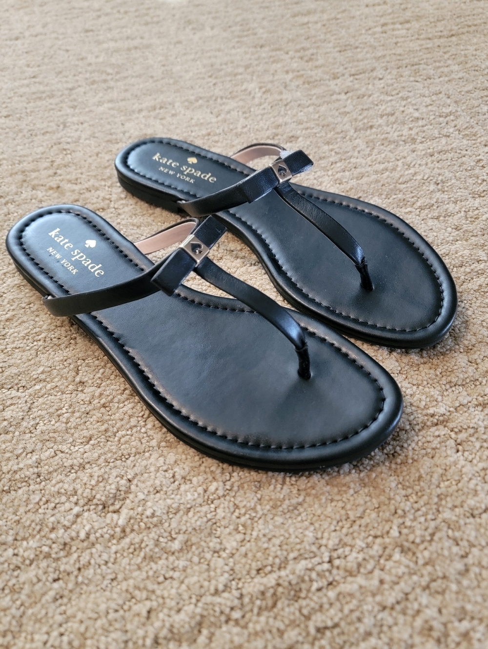 Kate Spade New York Black Penny Sandals, Size 7